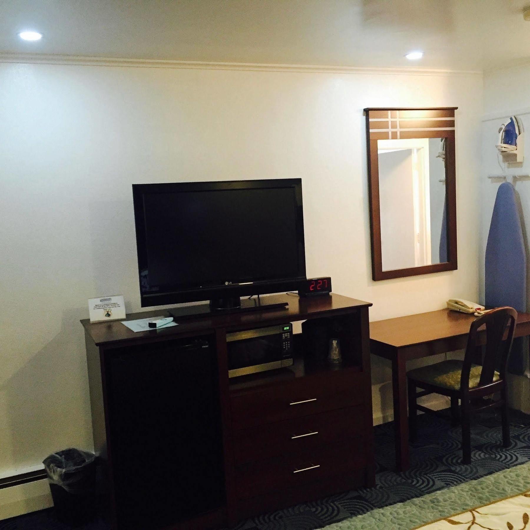 Berkshire Inn 핏츠필드 외부 사진